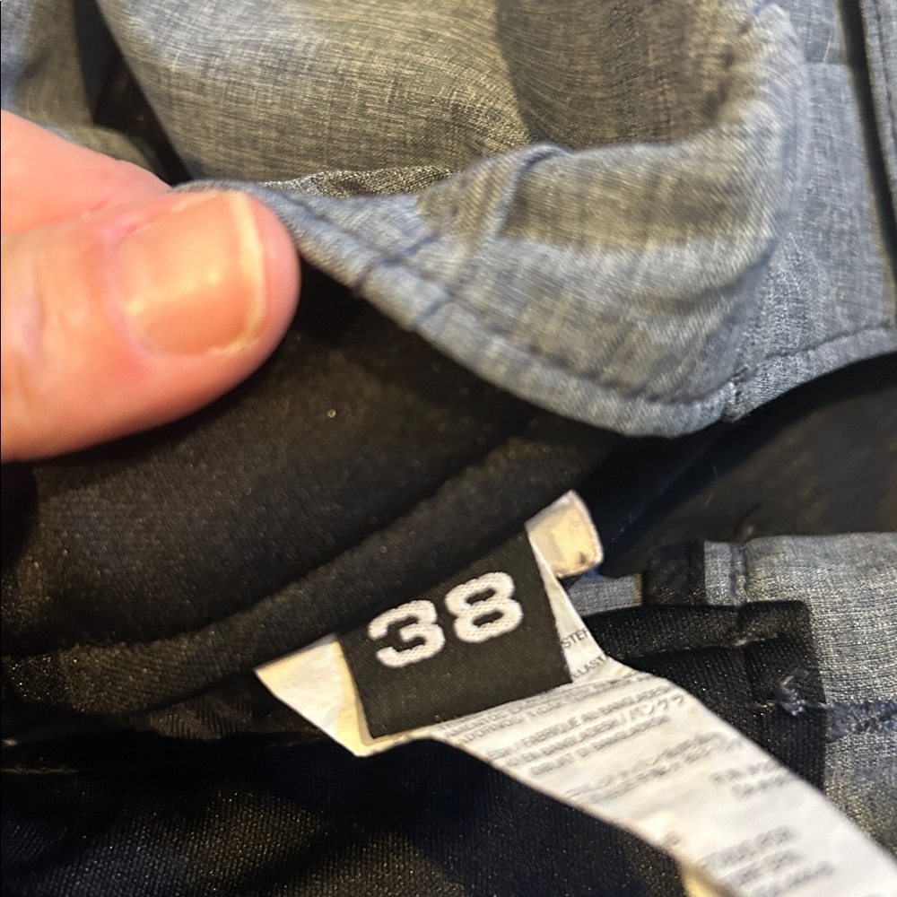 Volcom Hybrid Surf n Turf Shorts - Picture 3 of 5